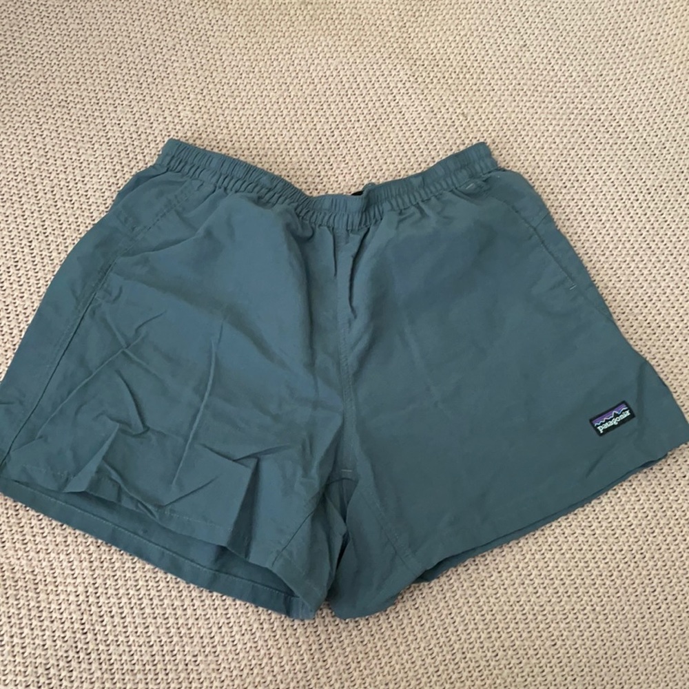 Gray Patagonia 5” baggie